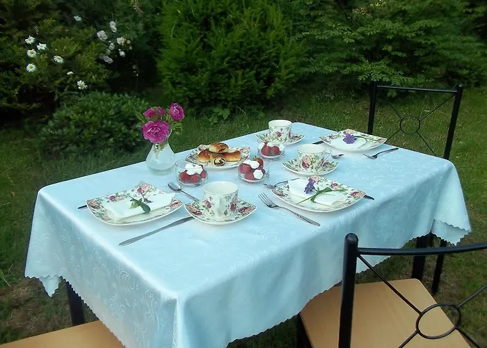 Dwor W Boleniu Farma *