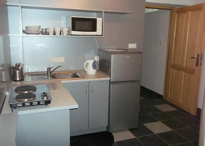 Dwór W Boleniu Gospodarstwo agroturystyczne *